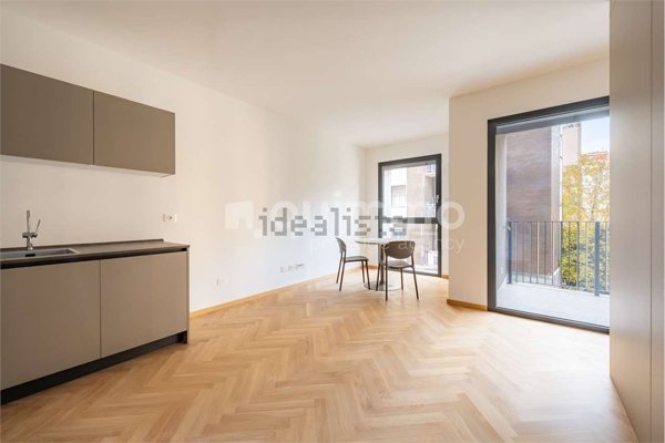 appartamento in vendita a Milano in zona Lambrate