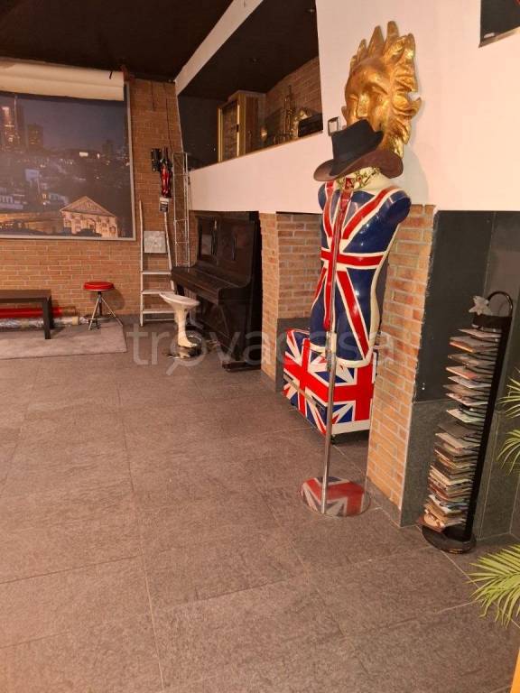 appartamento in vendita a Milano in zona Piazzale Lodi