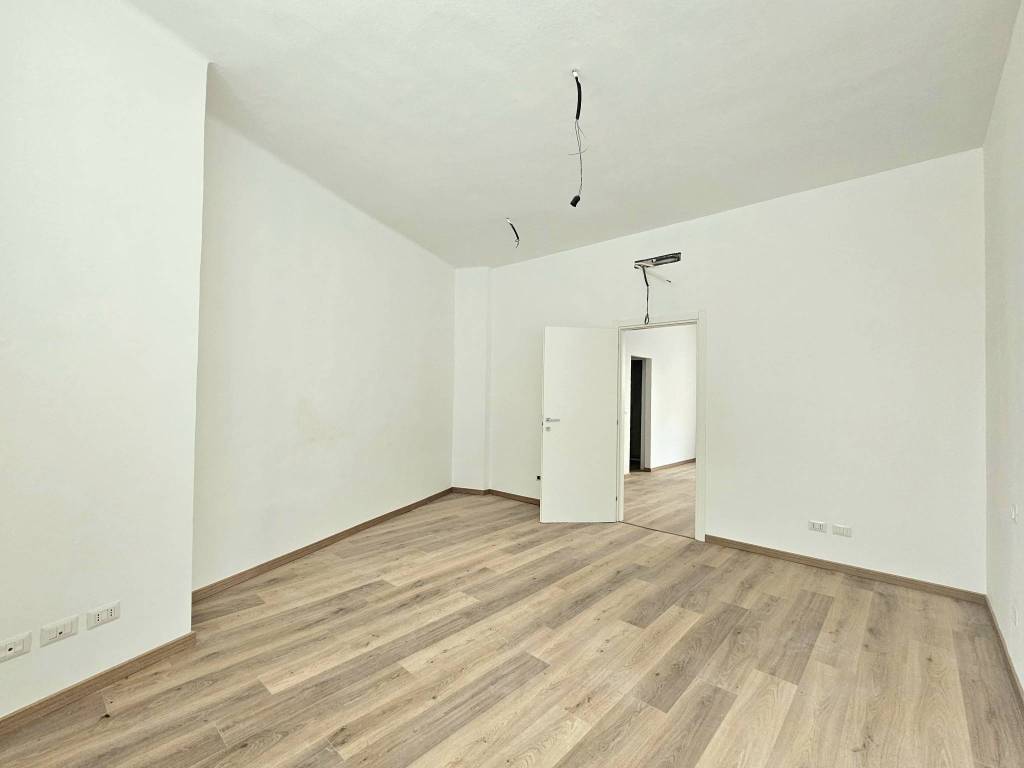 appartamento in vendita a Milano in zona Porta Genova