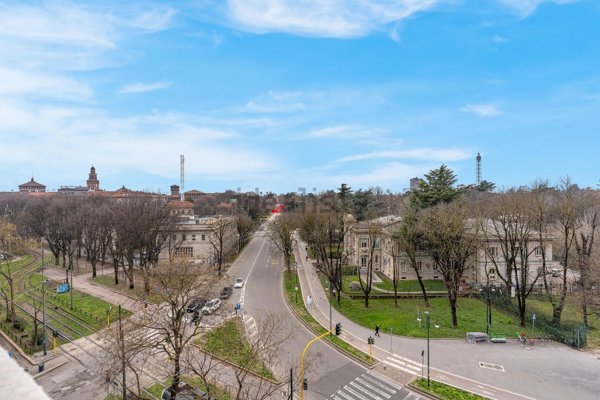 appartamento in vendita a Milano in zona Sempione
