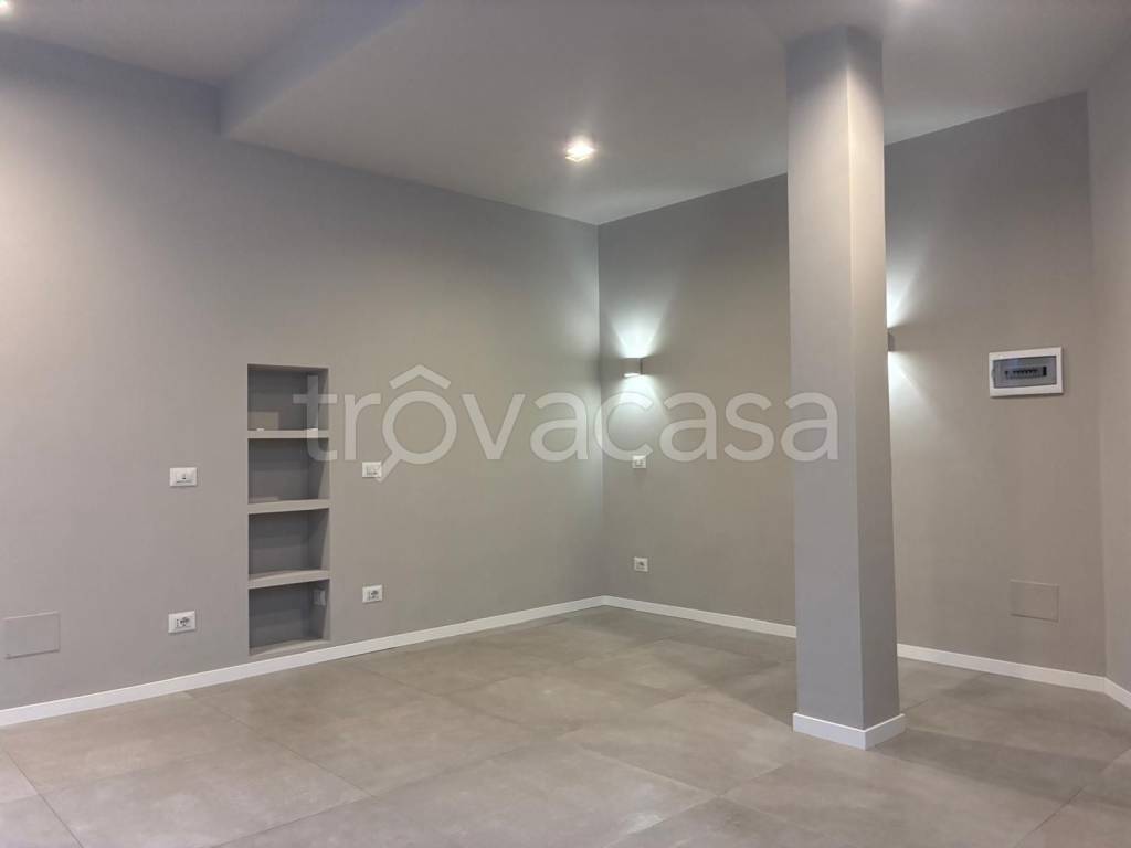 appartamento in vendita a Milano in zona Affori