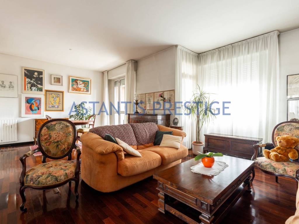 appartamento in vendita a Milano in zona Precotto