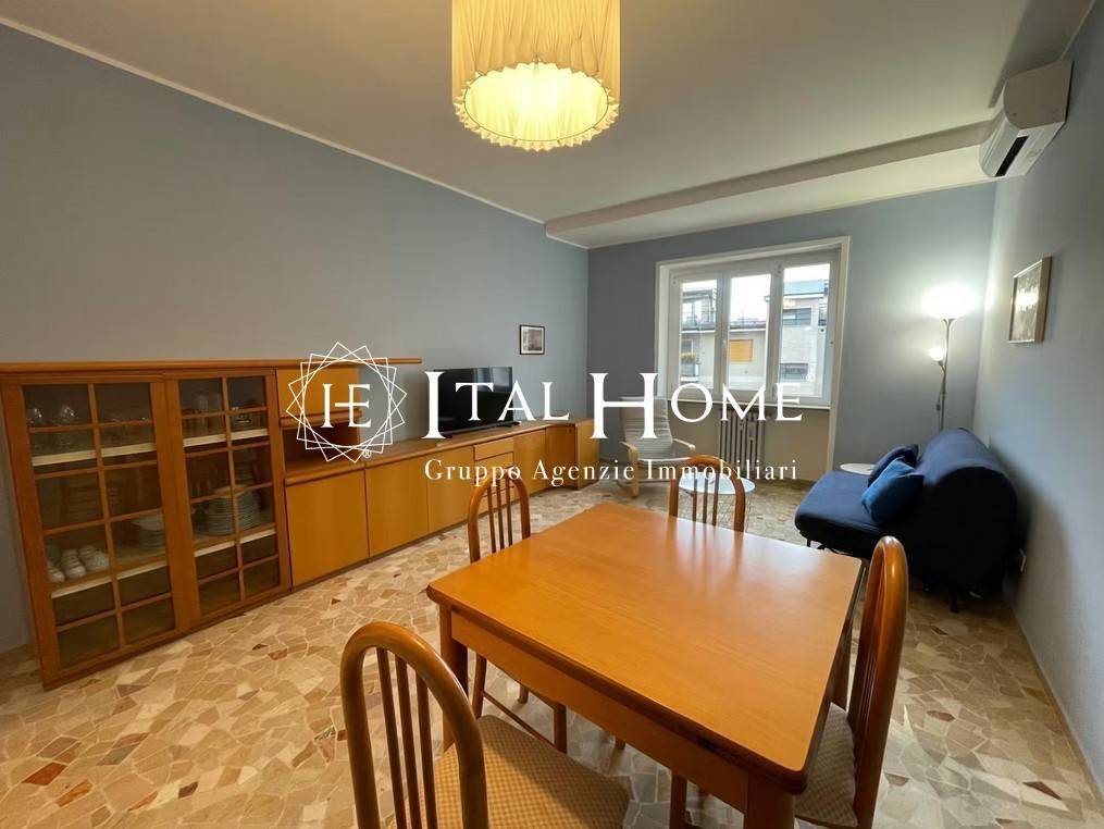 appartamento in vendita a Milano in zona Vigentino