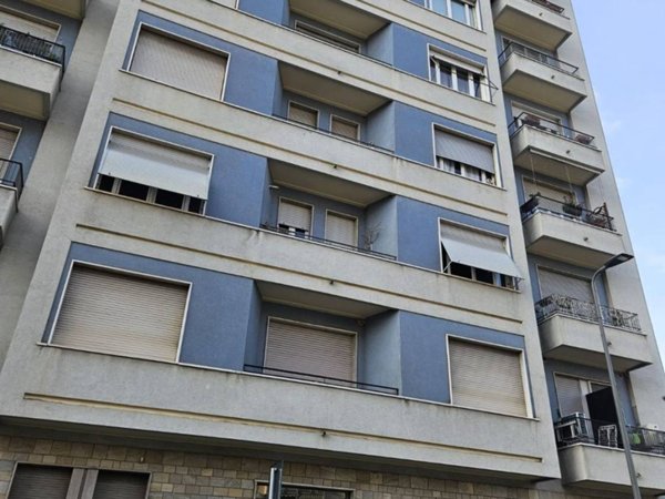 appartamento in vendita a Milano in zona Corvetto