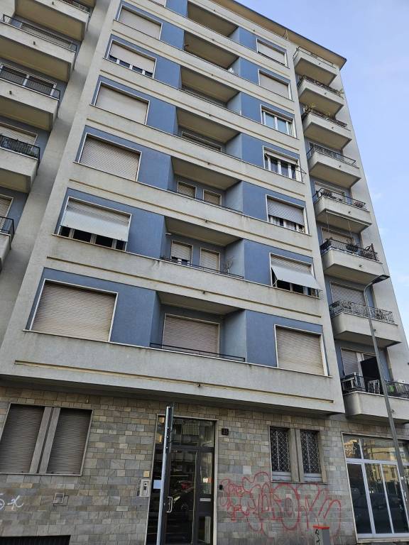 appartamento in vendita a Milano in zona Corvetto