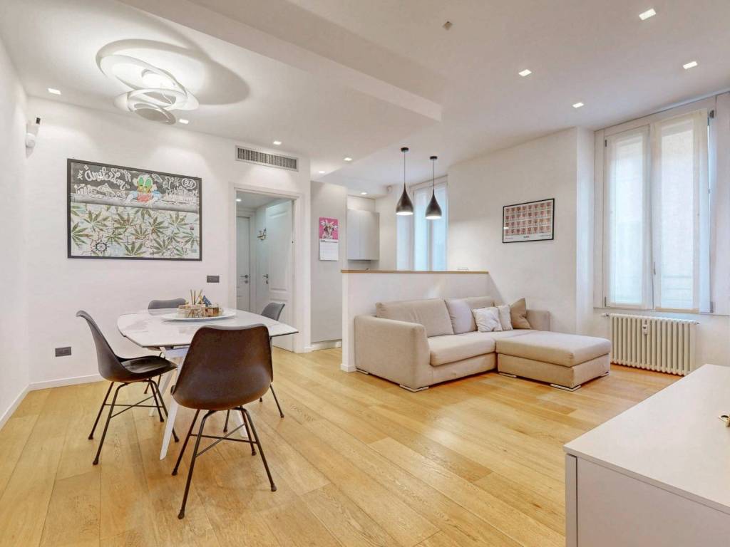 appartamento in vendita a Milano in zona Sempione