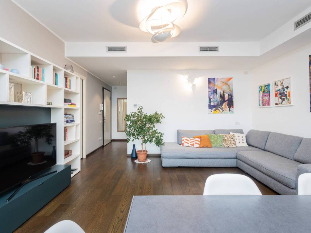 appartamento in vendita a Milano in zona Porta Vittoria