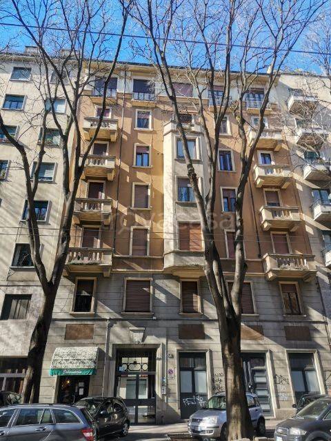 appartamento in vendita a Milano in zona Città Studi