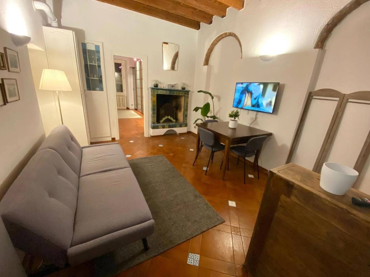 appartamento in vendita a Milano in zona Porta Genova