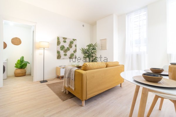 appartamento in vendita a Milano in zona Vigentino