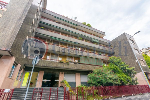 appartamento in vendita a Milano in zona Sempione