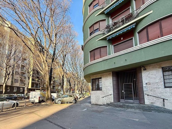 appartamento in vendita a Milano in zona Casoretto