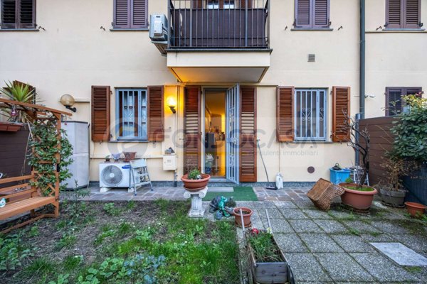 appartamento in vendita a Milano in zona Adriano