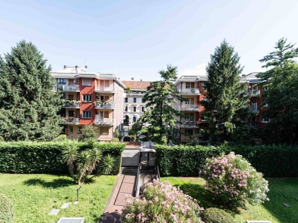 appartamento in vendita a Milano in zona Precotto