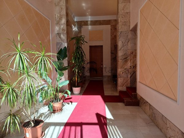 appartamento in vendita a Milano in zona Porta Vittoria