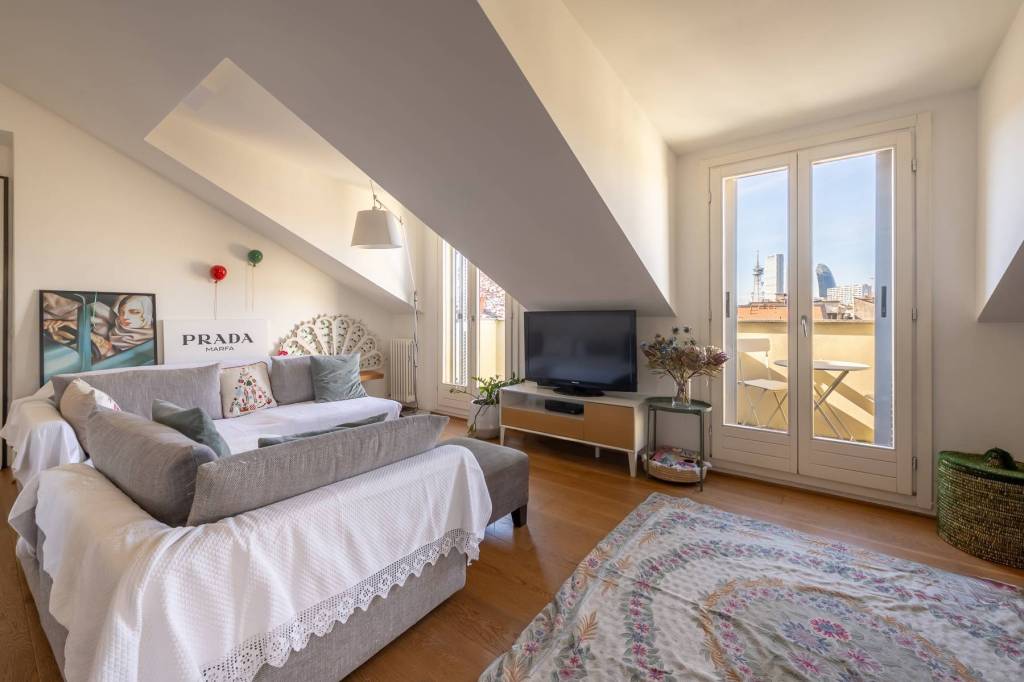 appartamento in vendita a Milano in zona Sempione