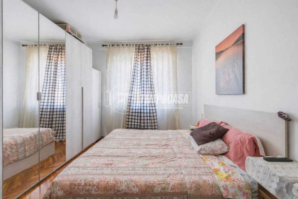 appartamento in vendita a Milano in zona Piazzale Lodi