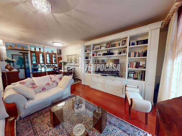 casa indipendente in vendita a Milano in zona Bovisasca