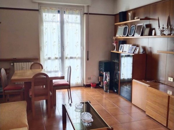 appartamento in vendita a Milano in zona Morivione