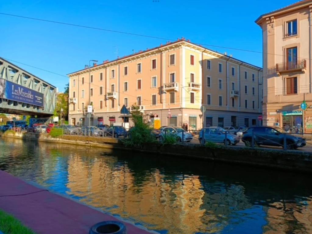 appartamento in vendita a Milano in zona Famagosta