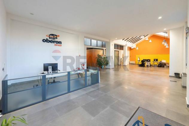 ufficio in vendita a Milano in zona Bocconi