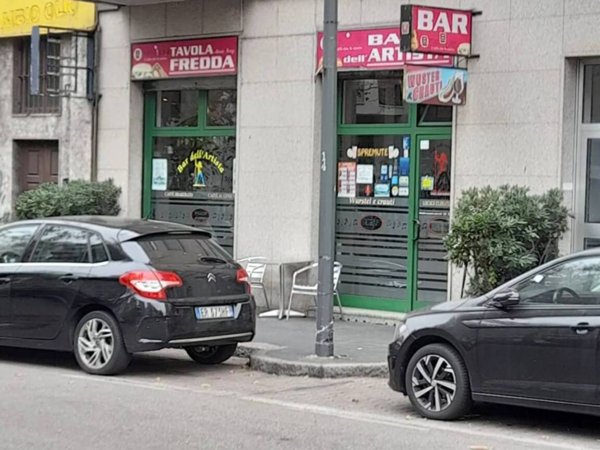 negozio in vendita a Milano