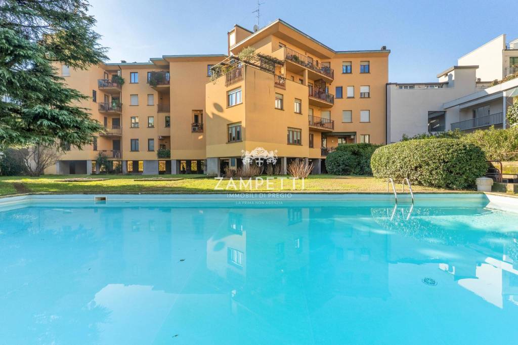 appartamento in vendita a Milano