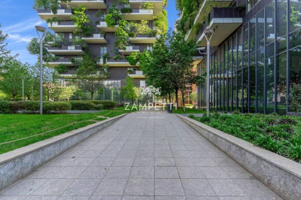 appartamento in vendita a Milano in zona Isola