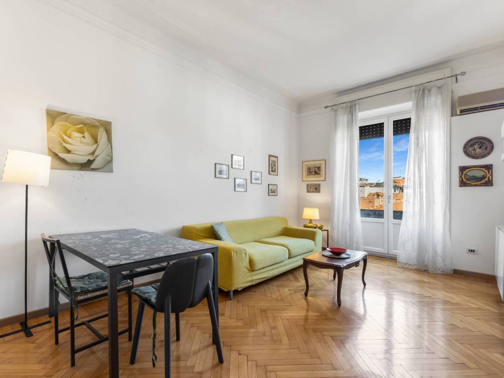appartamento in vendita a Milano in zona Città Studi