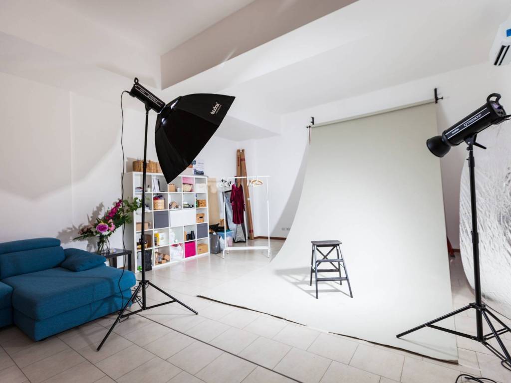 ufficio in vendita a Milano in zona Isola