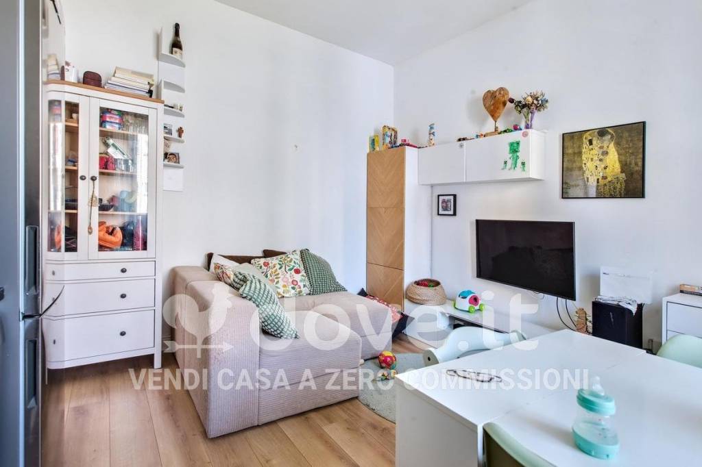appartamento in vendita a Milano in zona Figino
