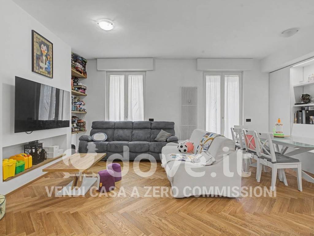 appartamento in vendita a Milano in zona Forlanini