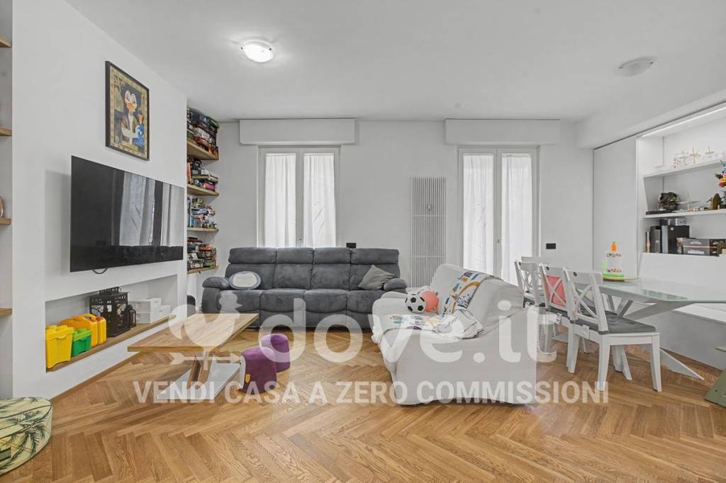 appartamento in vendita a Milano in zona Forlanini