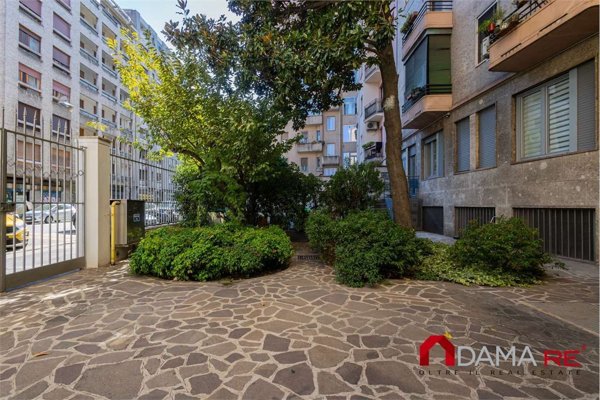 appartamento in vendita a Milano in zona Maggiolina