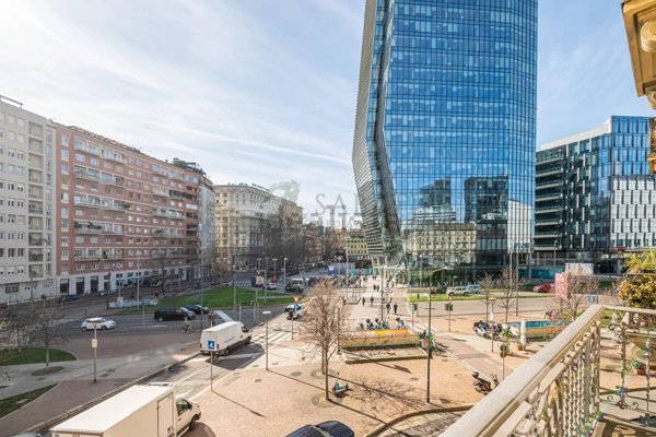 appartamento in vendita a Milano in zona Porta Nuova