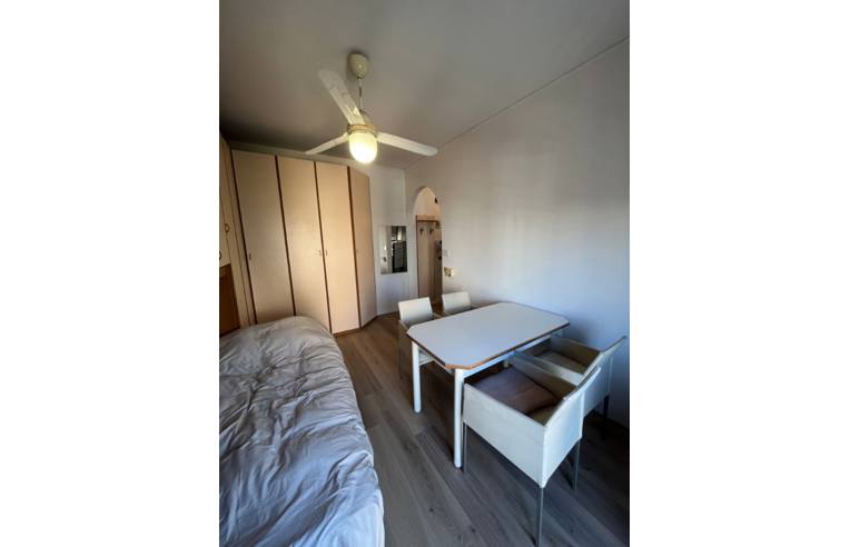 appartamento in vendita a Milano in zona Corvetto