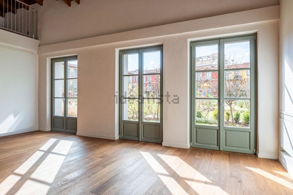 appartamento in vendita a Milano in zona Famagosta