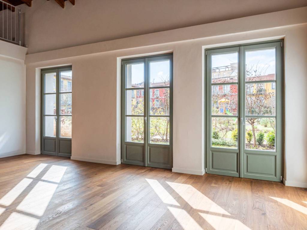 appartamento in vendita a Milano in zona Famagosta