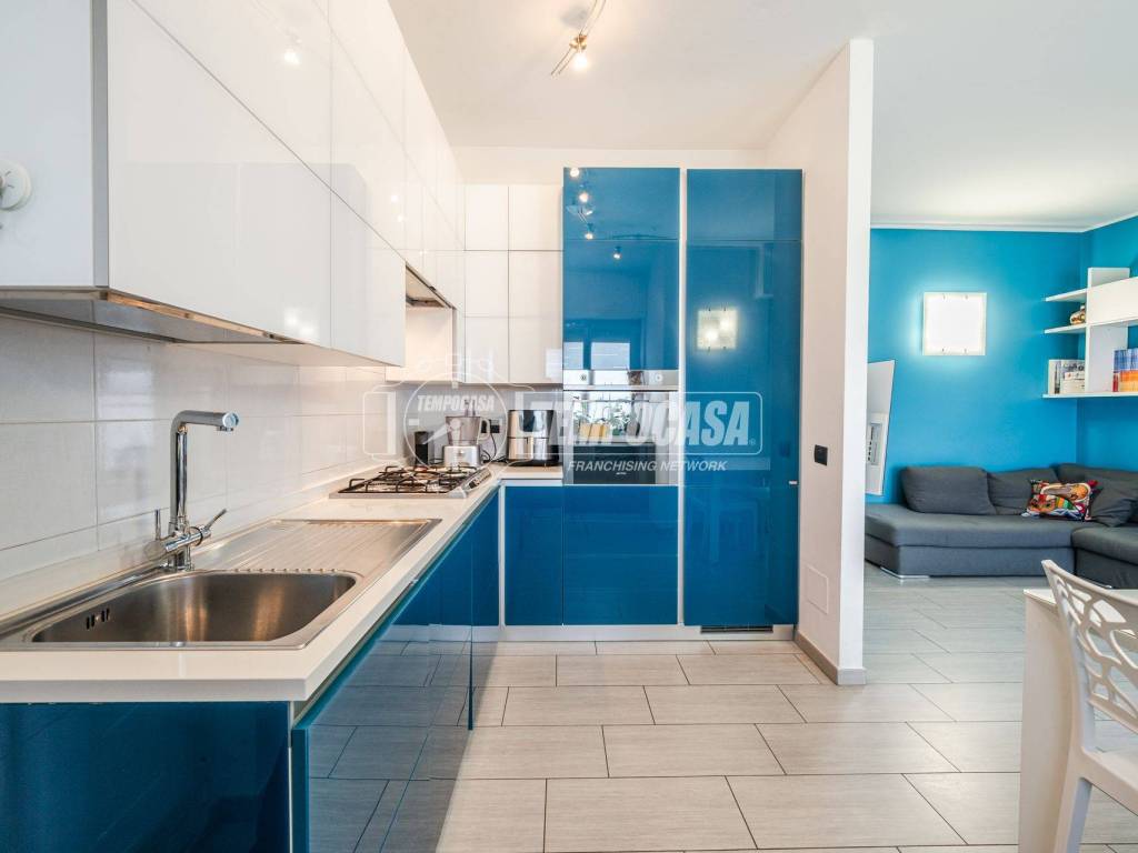 appartamento in vendita a Milano in zona Feltre