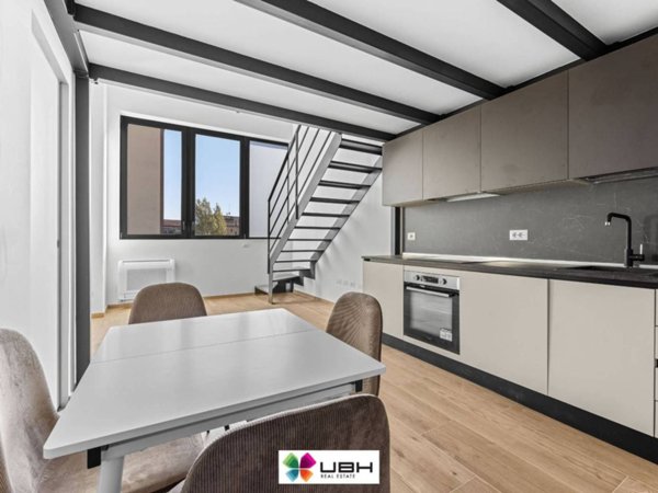 appartamento in vendita a Milano in zona Famagosta