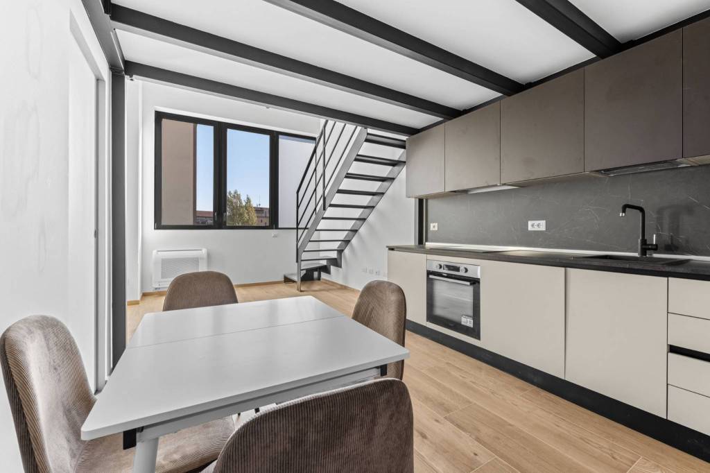 appartamento in vendita a Milano in zona Barona