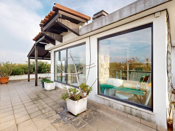 appartamento in vendita a Milano in zona Città Studi