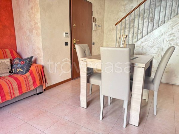 appartamento in vendita a Milano in zona Gorla