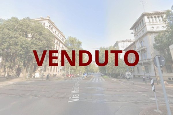appartamento in vendita a Milano in zona Sempione