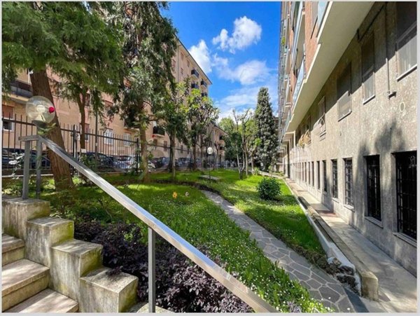 appartamento in vendita a Milano in zona Precotto