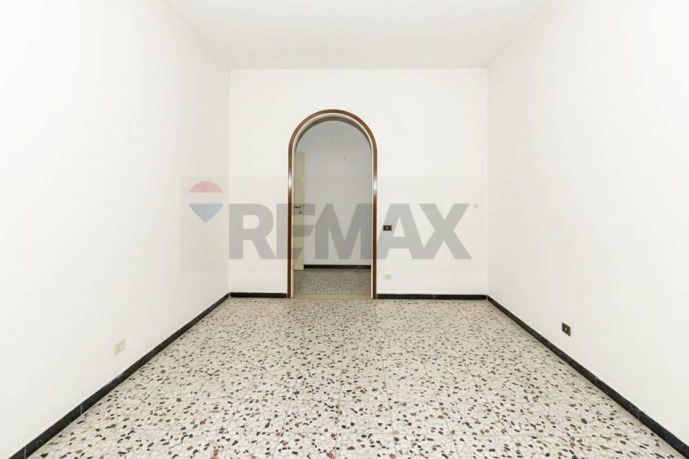 appartamento in vendita a Milano in zona Lorenteggio