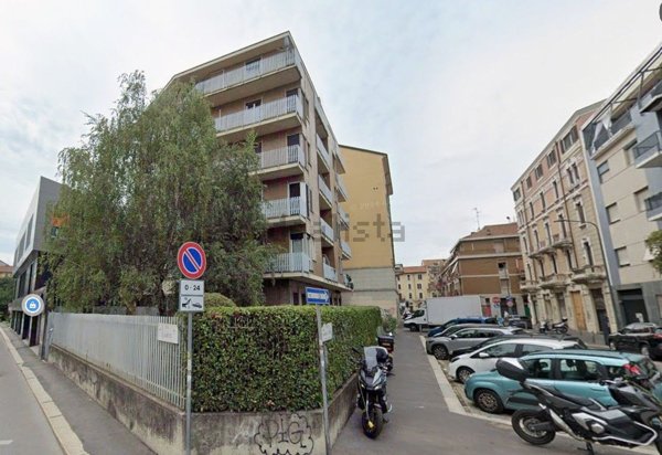 appartamento in vendita a Milano in zona Isola