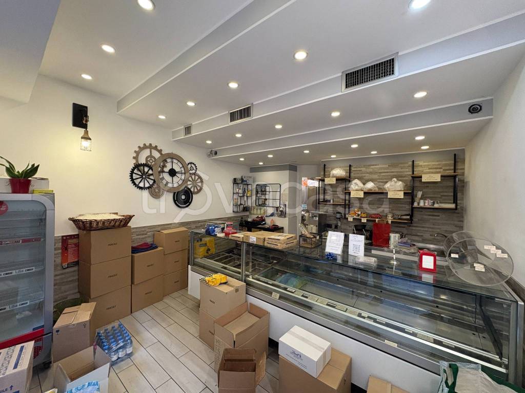 negozio in vendita a Milano