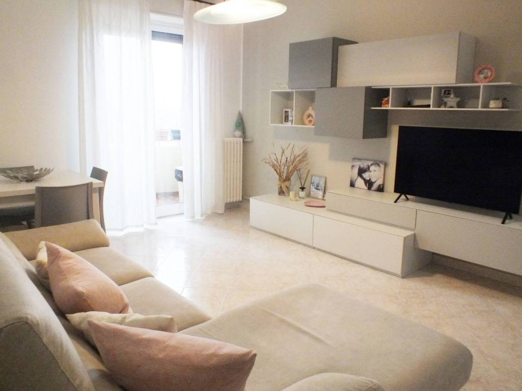 appartamento in vendita a Milano in zona Niguarda