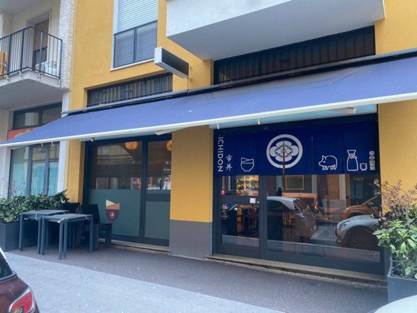 negozio in vendita a Milano in zona Porta Romana